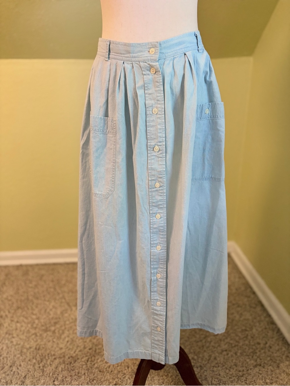Vintage Black Label Eddie Bauer Light Blue Button-Front A-Line Denim Skirt